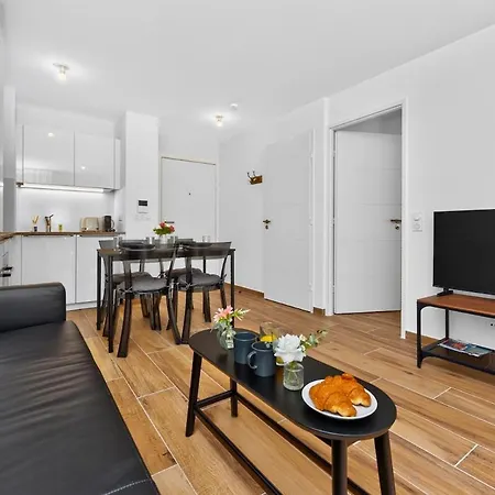 Le Charme De Roquebrune, Balcon Et Salle Du Sport Appartement